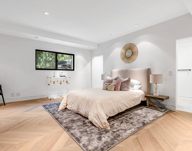 9405 Sierra Mar Place - Photo Thumbnail 47