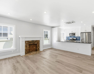 224 N New Hampshire Avenue - Photo Thumbnail 9