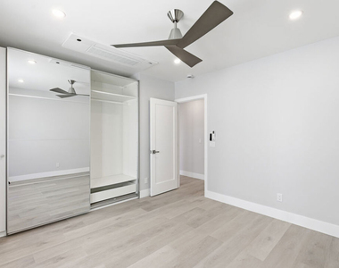 224 N New Hampshire Avenue - Photo Thumbnail 18