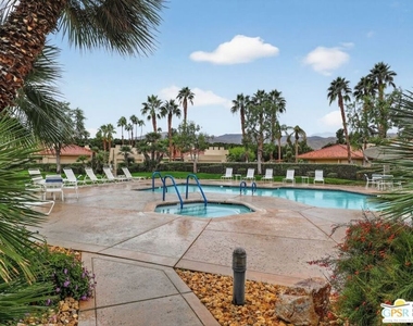 196 Kavenish Drive - Photo Thumbnail 14