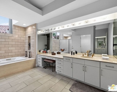 196 Kavenish Drive - Photo Thumbnail 20