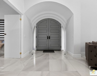 196 Kavenish Drive - Photo Thumbnail 9