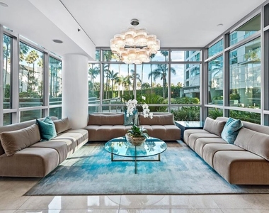 13650 Marina Pointe Drive - Photo Thumbnail 26