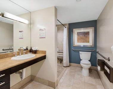 13650 Marina Pointe Drive - Photo Thumbnail 27