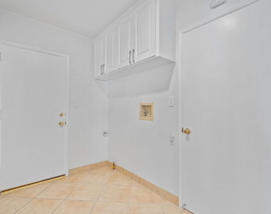 4159 Regal Oak Drive - Photo Thumbnail 36