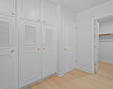 4159 Regal Oak Drive - Photo Thumbnail 22