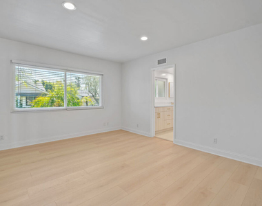 4159 Regal Oak Drive - Photo Thumbnail 30