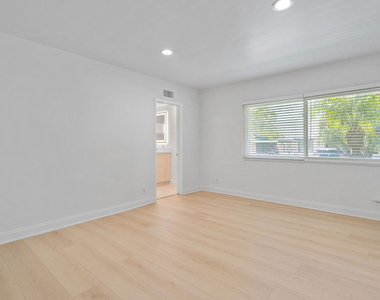 4159 Regal Oak Drive - Photo Thumbnail 26