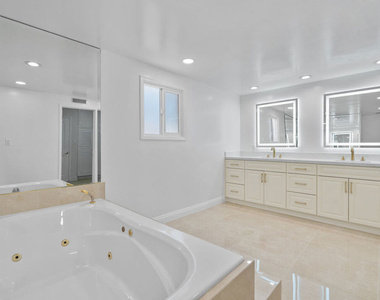 4159 Regal Oak Drive - Photo Thumbnail 21