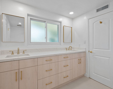 4159 Regal Oak Drive - Photo Thumbnail 33