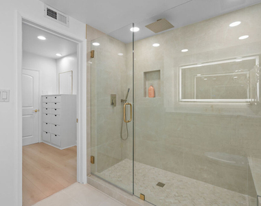 4159 Regal Oak Drive - Photo Thumbnail 24