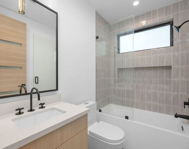 5317 Ben Avenue - Photo Thumbnail 11