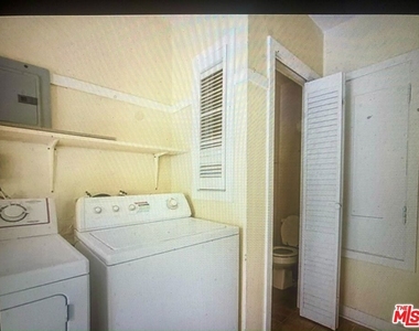 1360 Masselin Avenue - Photo Thumbnail 11