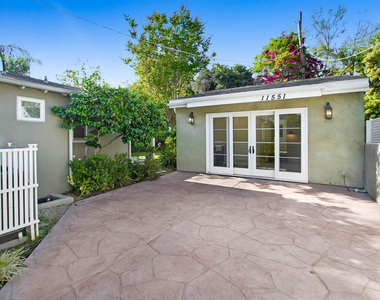 11553 Otsego Street - Photo Thumbnail 19