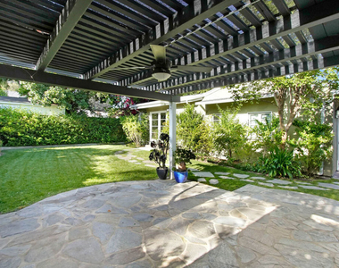 11553 Otsego Street - Photo Thumbnail 18