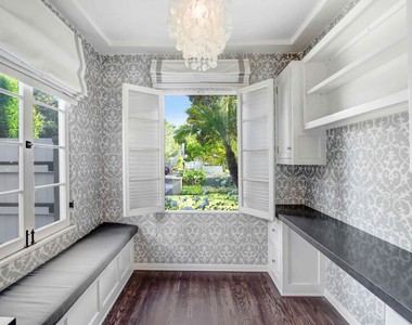 11553 Otsego Street - Photo Thumbnail 3