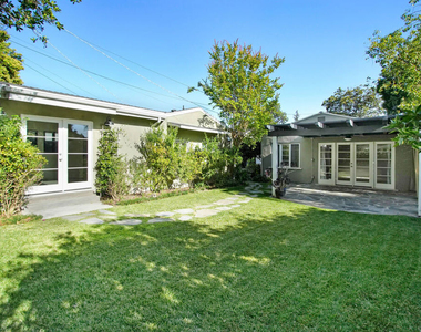 11553 Otsego Street - Photo Thumbnail 20