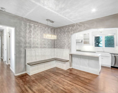 11553 Otsego Street - Photo Thumbnail 4
