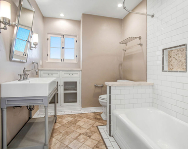 11553 Otsego Street - Photo Thumbnail 12