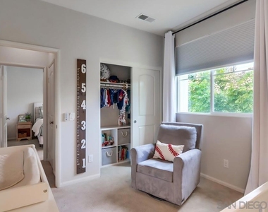 1423 Shearwater St - Photo Thumbnail 33