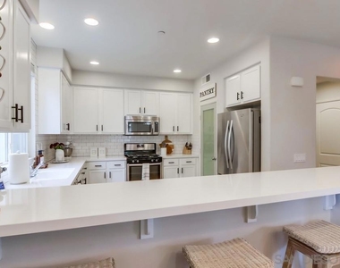 1423 Shearwater St - Photo Thumbnail 20