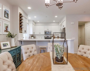 1423 Shearwater St - Photo Thumbnail 3