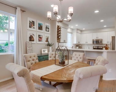 1423 Shearwater St - Photo Thumbnail 11