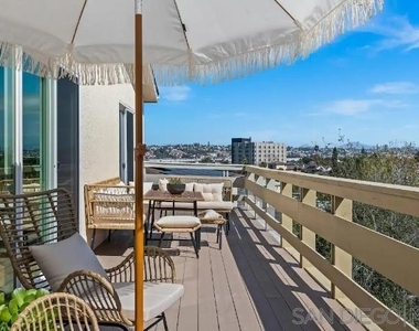 3625 Kingsley St - Photo Thumbnail 1