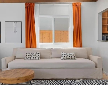 3625 Kingsley St - Photo Thumbnail 6