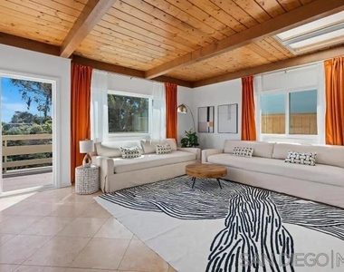 3625 Kingsley St - Photo Thumbnail 4