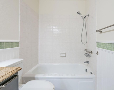 6894 Auburn Circle - Photo Thumbnail 25