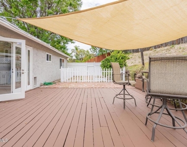 6894 Auburn Circle - Photo Thumbnail 30