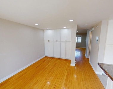 336 Green Moor Place - Photo Thumbnail 9