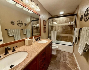 311 Villena Way - Photo Thumbnail 11
