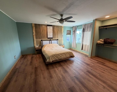 462 Sunningdale Drive - Photo Thumbnail 13