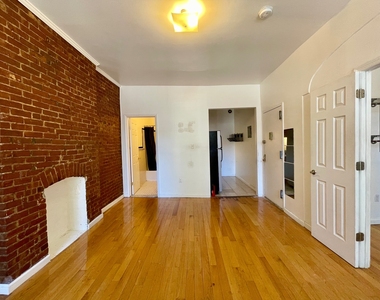 116 East 117th Street - Photo Thumbnail 4