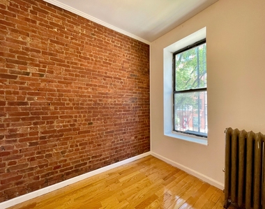 116 East 117th Street - Photo Thumbnail 7