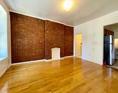 116 East 117th Street - Photo Thumbnail 9