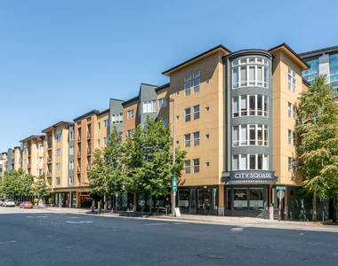 938 110th Ave Ne - Photo Thumbnail 2