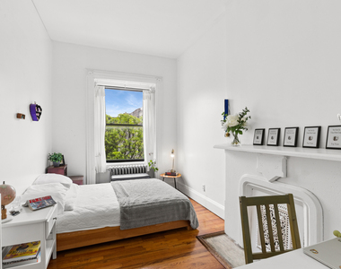 32 E 126th St - Photo Thumbnail 3