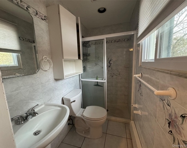 11 Oak Place - Photo Thumbnail 9