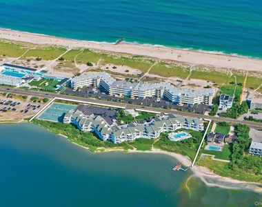 260 Dune Road - Photo Thumbnail 22
