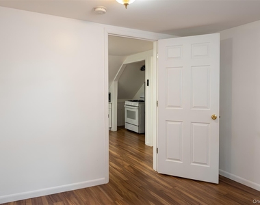 13 Cedarwood Drive - Photo Thumbnail 5