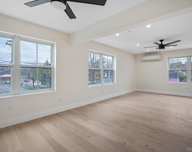 125 New Hamburg Road - Photo Thumbnail 16