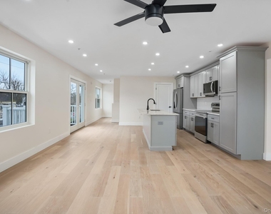 125 New Hamburg Road - Photo Thumbnail 9