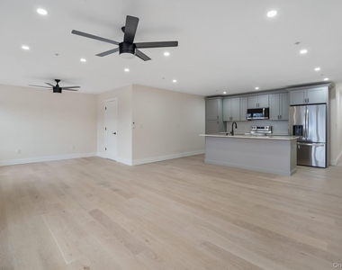 125 New Hamburg Road - Photo Thumbnail 8