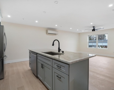 125 New Hamburg Road - Photo Thumbnail 9