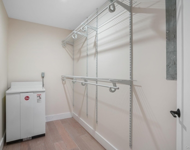 125 New Hamburg Road - Photo Thumbnail 16