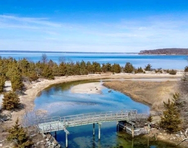 224 Centre Island Road - Photo Thumbnail 3
