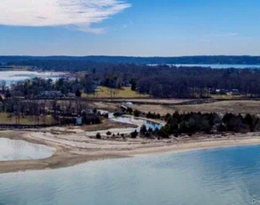 224 Centre Island Road - Photo Thumbnail 1
